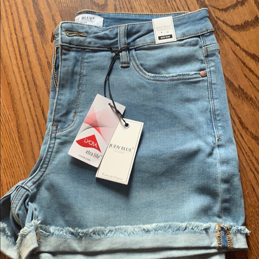 NWT Judy Blue shorts